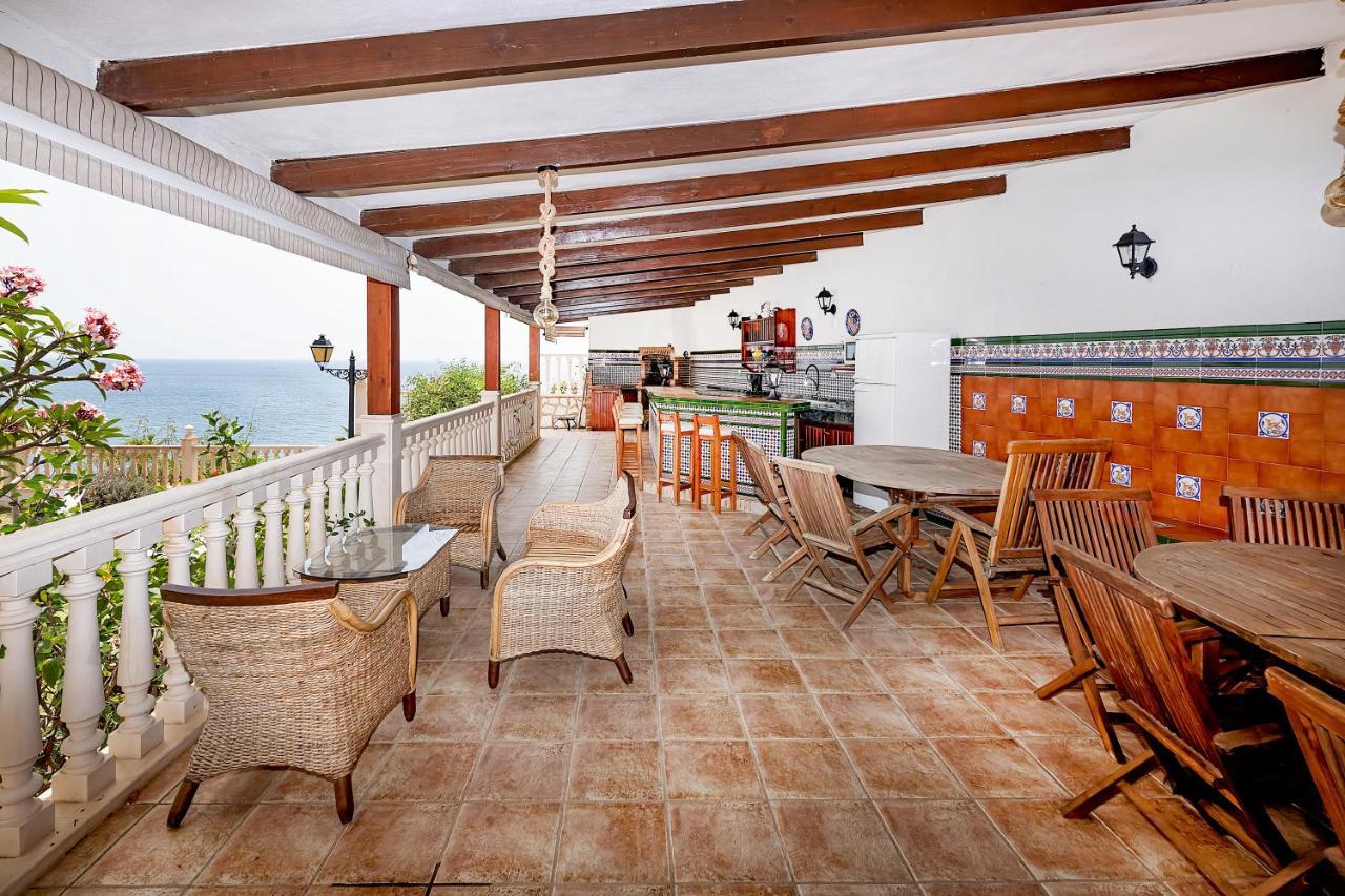 Bhost - Villa Sunrise Benalmádena Exteriör bild